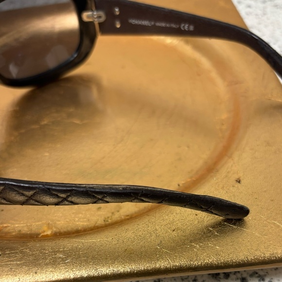 CHANEL 5116-Q c501/86 Black with Brown Quilt Arms sunglasses - Picture 16 of 16